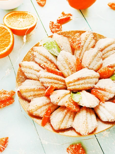 Galletas Francesas Madeleines Con Naranjas Secas Dof Poco Profundo — Foto de Stock