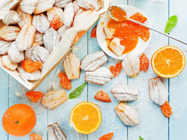 Galletas Francesas Madeleines Con Naranjas Secas Dof Poco Profundo —  Fotos de Stock