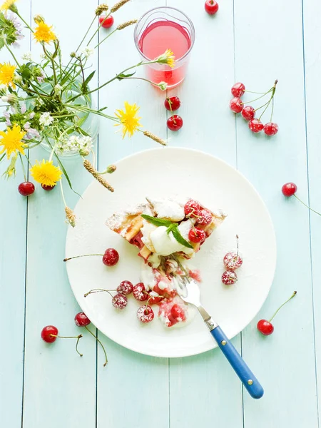 Torta Cereja Com Compota Cereja Doce Dof Rasa — Fotografia de Stock