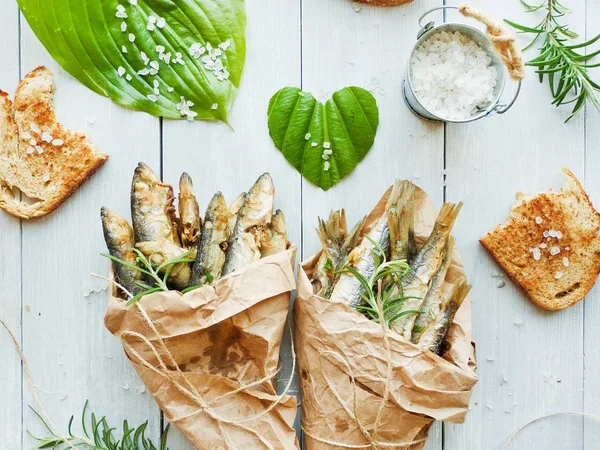 Peixe Anchova Crocante Com Sal Marinho Molho Soja Dof Rasa — Fotografia de Stock