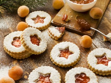 Kayısı reçeli ile Noel Linzer tanımlama. Sığ dof.