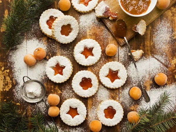 Χριστούγεννα Linzer Μπισκότα Μαρμελάδα Βερίκοκο Ρηχά Dof — Φωτογραφία Αρχείου