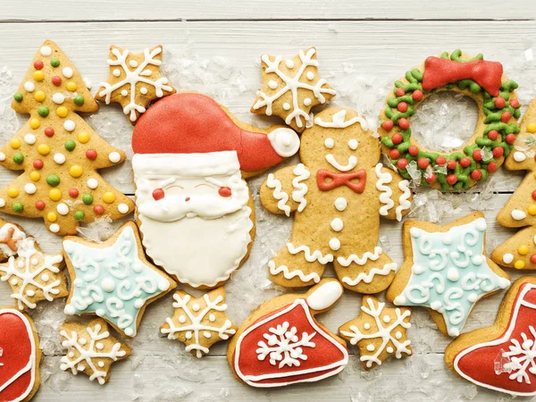 Kerstmis Ingericht Gingerbread Koekjes Achtergrond Ondiepe Dof — Stockfoto