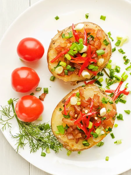 Mitades de patata rellenas — Foto de Stock