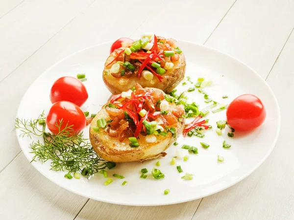 Doldurulmuş patates halfs — Stok fotoğraf