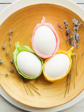 Renkli Paskalya yumurtaları