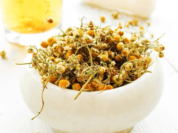 Dry camomile tea — Stock Photo, Image