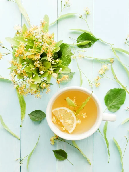 Linden λουλούδια τσάι — Φωτογραφία Αρχείου