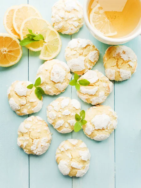 Crinkle Lemon cookies — Stockfoto