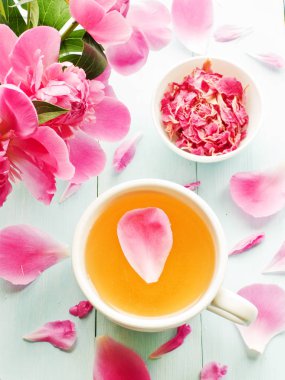 Şakayık çiçekler çay