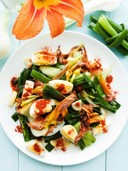 Insalata di fiori di giglio — Foto Stock