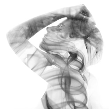 Duman swirls tarafından oluşturulan bir hayali ve rüya gibi hissi