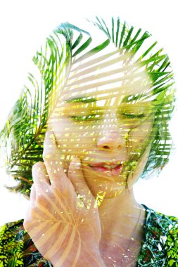 Doğal güzellikleri ile kapalı gözler ve parlak çift pozlama 