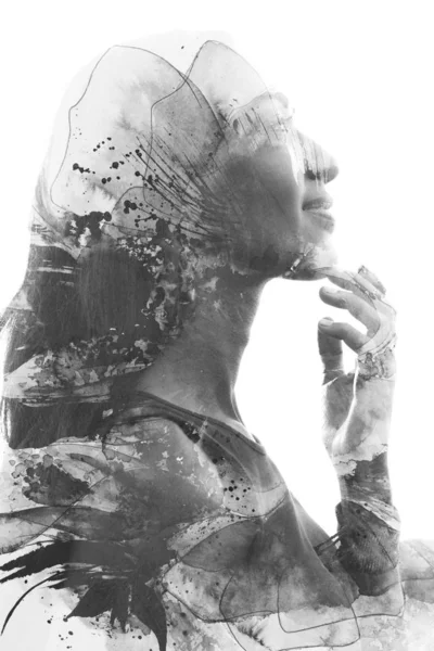 페인트 도장. 더블 노출 프로필 초상화 의 a 아름다운 요 — 스톡 사진