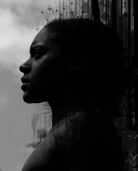 Retrato Moody de una hermosa mujer africana —  Fotos de Stock