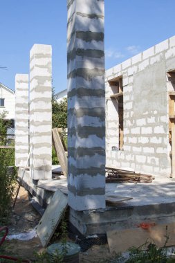 müşterinin isteği üzerine inşaat değişikliği kavramı. Loa