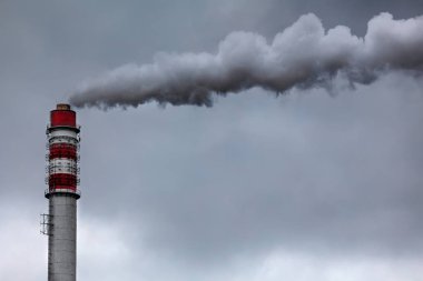 ısı istasyonu borulardan duman