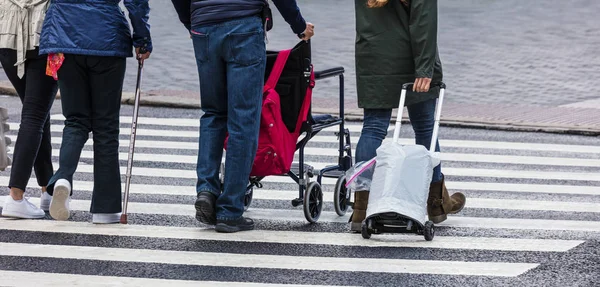 Pedestrian Crossing Modern City — Stock Photo, Image