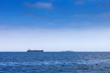 Modern tanker ve okyanus Adası