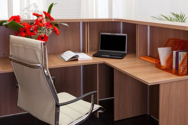 Arbeitsplatz Mit Laptop Modernen Büro — Stockfoto