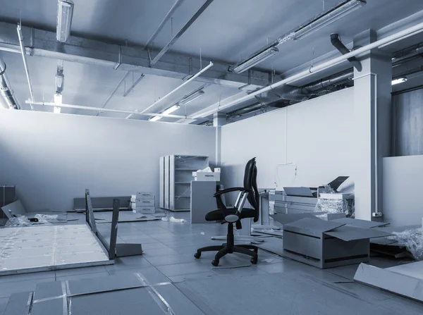 New chair in renovated office — Stock Photo, Image