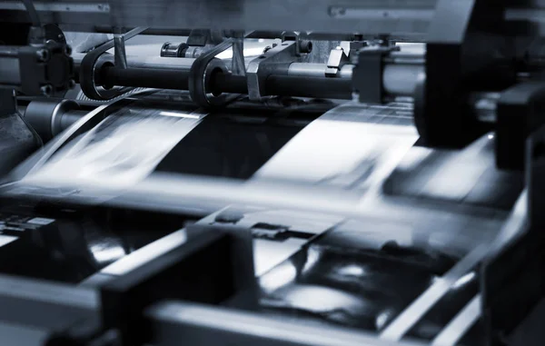 Polygraphic process in modern printing house — Stock Photo, Image