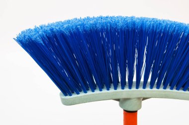 Yerleri beyaz arka planda paspasla