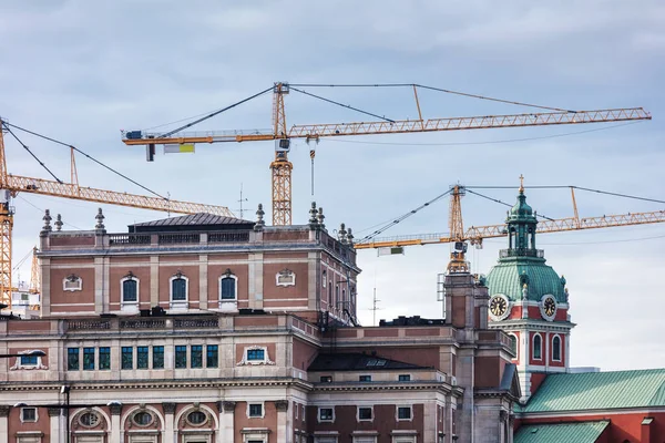 Γερανοί Κατασκευών Στη Στοκχόλμη Σουηδία — Φωτογραφία Αρχείου
