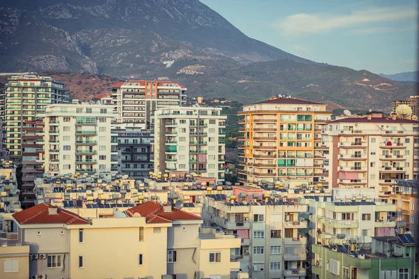 Mahmutlar - kleine Stadt in der Türkei — Stockfoto