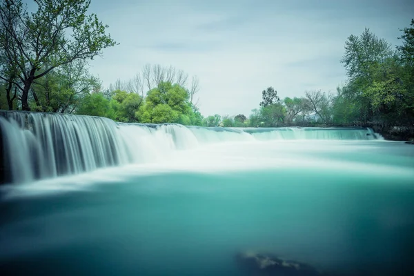 土耳其马纳夫加特附近的瀑布 — 图库照片