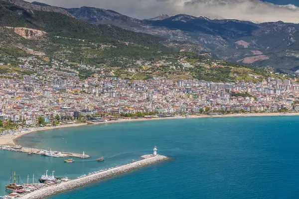 Alanya limanının Türkiye'deki havadan görünümü — Stok fotoğraf