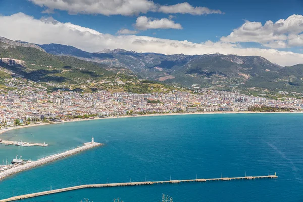 Alanya limanının Türkiye'deki havadan görünümü — Stok fotoğraf