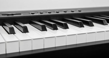 Modern Siyah ve Beyaz Dijital piyano klavyesi