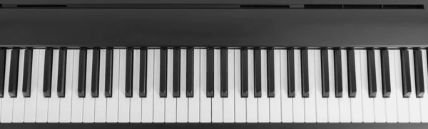 Piano digital moderno en blanco y negro — Foto de Stock