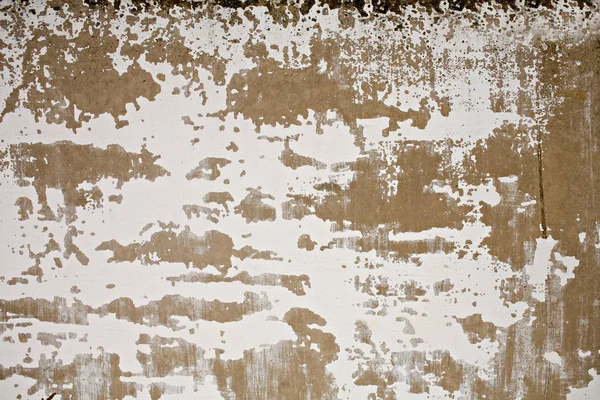 Muro di cemento verniciato. Modello strutturato in calcestruzzo con cricche e macchie . — Foto Stock