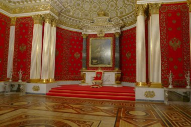 St. Petersburg, Rusya - 2016 26 Şub: Rus Imerior, St. Petersburg'daki Hermitage Müzesi, küçük tahta salon. Hermitage, sanat ve kültür dünyanın en büyük ve en eski müzelerinden biridir