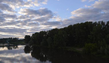 güzel bir akşam peyzaj