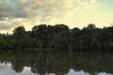 güzel bir akşam peyzaj