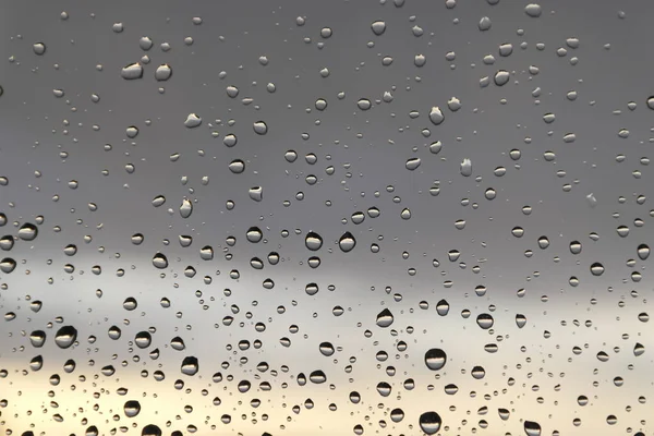 Gotas de chuva na janela — Fotografia de Stock