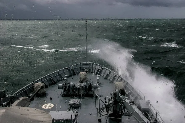 Navio Tempestade Marítima Tempestade Mar Báltico Treinamento Navios Guerra Mar — Fotografia de Stock