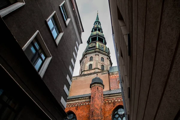 Peterskyrkan Riga Lettlands Huvudstad Utsikt Över Gamla Riga Med Peterskyrkan — Stockfoto