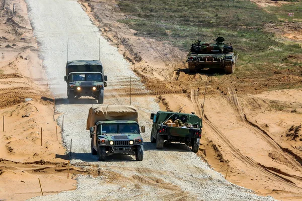 Soldados Otan Vehículos Militares International Military Training Saber Strike 2017 — Foto de Stock