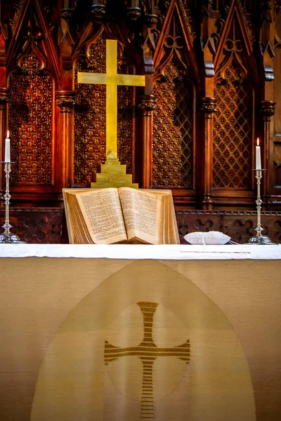 Interior of church before wedding ceremony — Stock Photo, Image