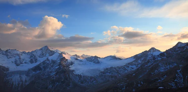 Sonnenuntergang Kaukasuskamm Blick Vom Hang Des Elbrus — Stockfoto