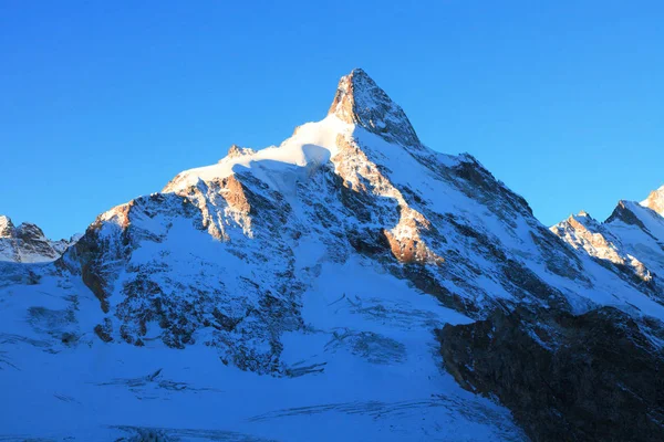 Mount Djan-Tugan Rechtenvrije Stockfoto's