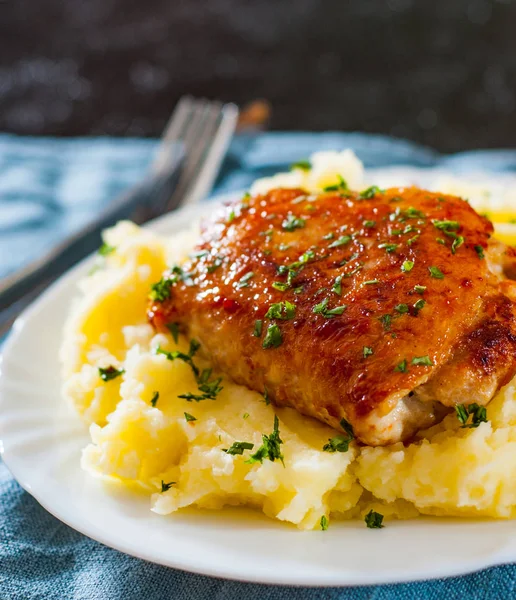 Roasted Chicken Breast Roll Stuffed Chicken Pork Meat Mashed Potatoes — Stock Photo, Image