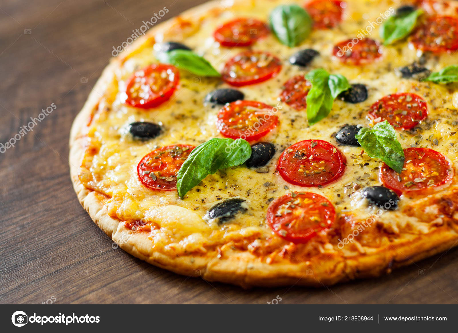 Pizza Margherita Margarita Mozzarella Cheese Tomato Olive Italian Pizza Wooden Stock Photo By C Semenovp