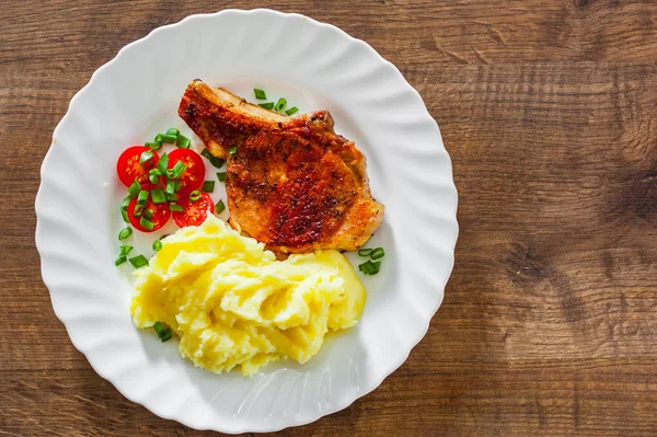 Grilled Pork Loin Mashed Potatoes Salad White Plate Wooden Table — Stock Photo, Image