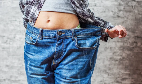 Concept Régime Alimentaire Perte Poids Femme Montre Perte Poids Portant — Photo