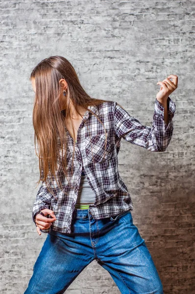 Young Teenager Brunette Girl Long Hair Playing Air Guitar Gray — Stock Photo, Image